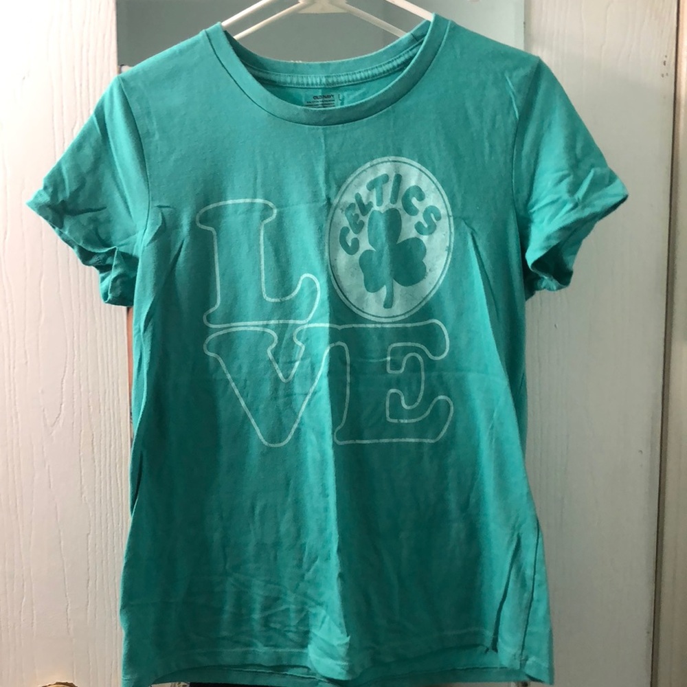 DONATED! Old Navy Celtics tee